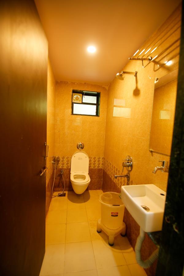 마하발레슈와르 Shindola Residency B&B 외부 사진